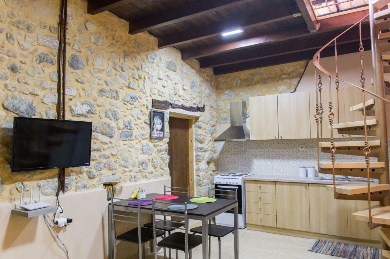 Nivritos Traditional Homes Екстер'єр фото
