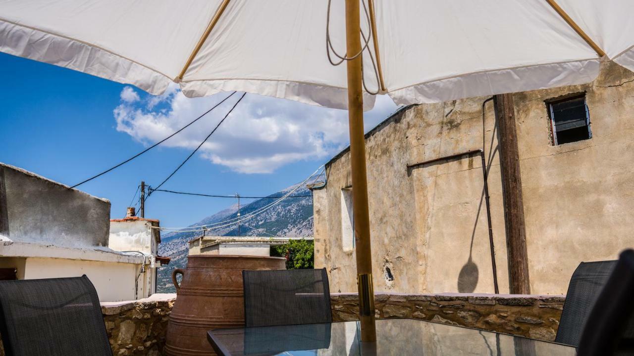 Nivritos Traditional Homes Екстер'єр фото