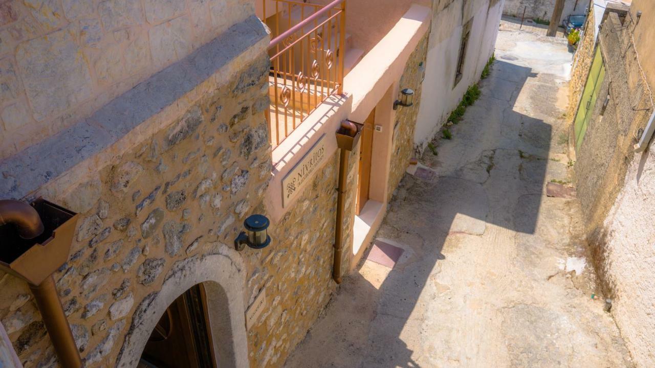 Nivritos Traditional Homes Екстер'єр фото