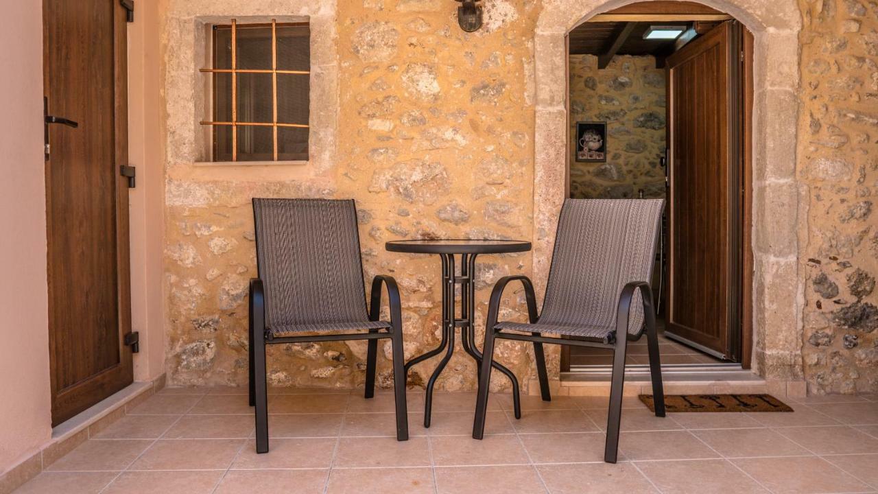 Nivritos Traditional Homes Екстер'єр фото