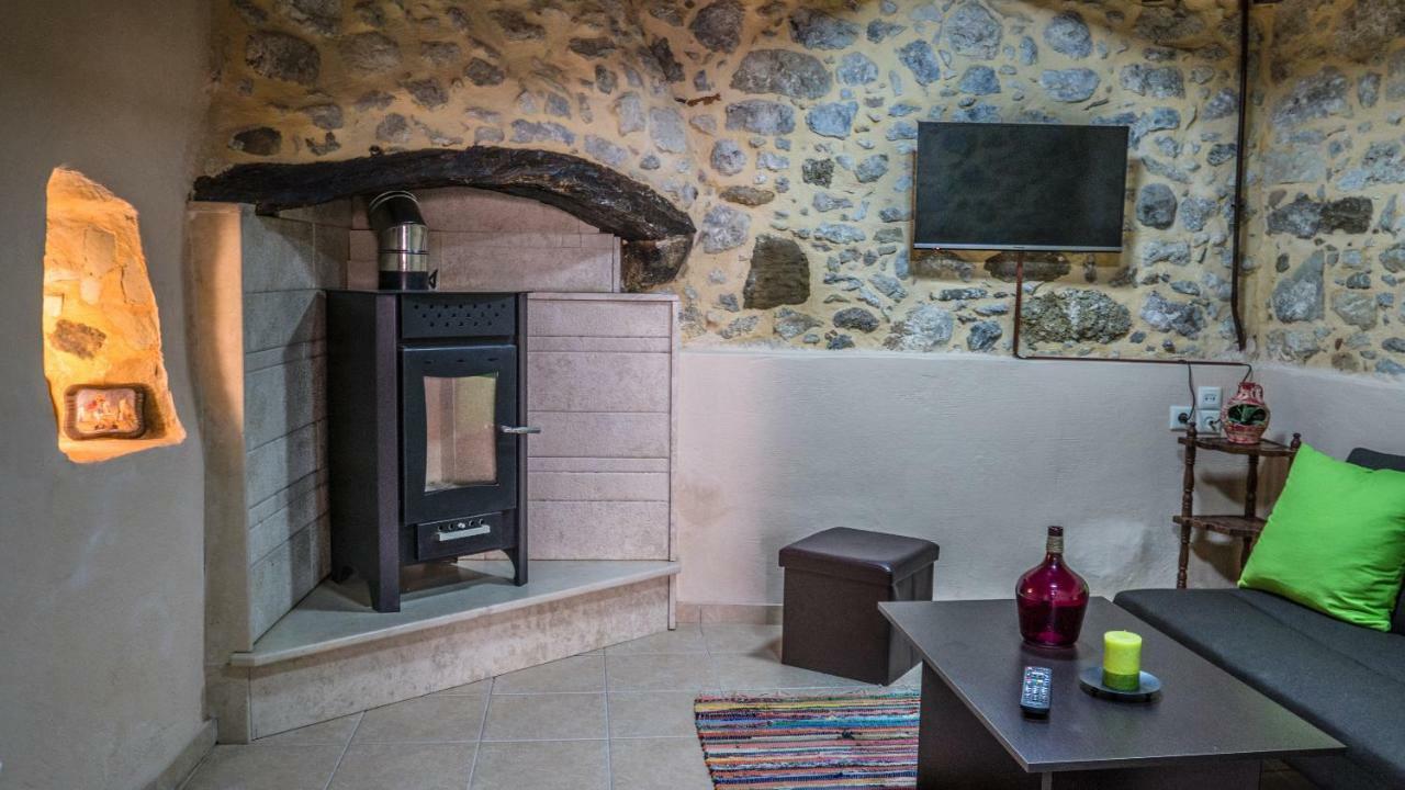 Nivritos Traditional Homes Екстер'єр фото